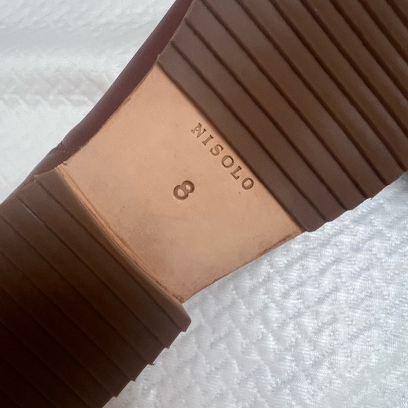 Nisolo Eva Everyday Chelsea Boots - Picture 2 of 4